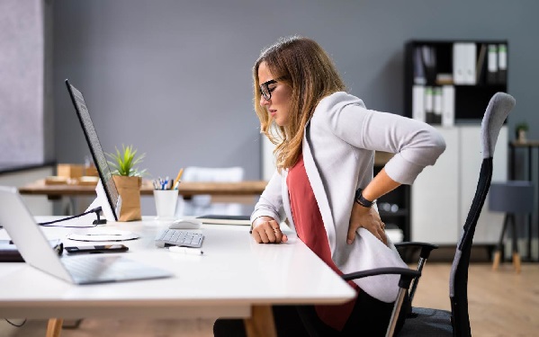 sedentarismo laboral relacionado con diversos problemas de salud